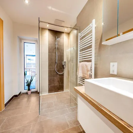 Holiday home Luxurious In