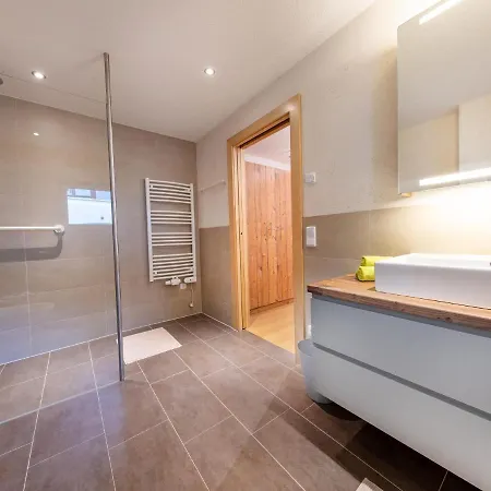 Luxurious In Holiday home *