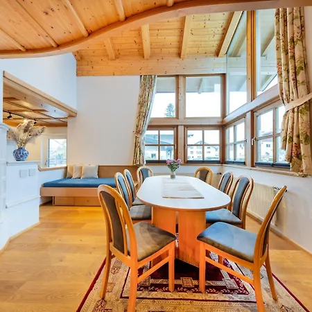 In Near Slopes * Mittersill