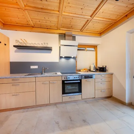 In Near Slopes * Mittersill